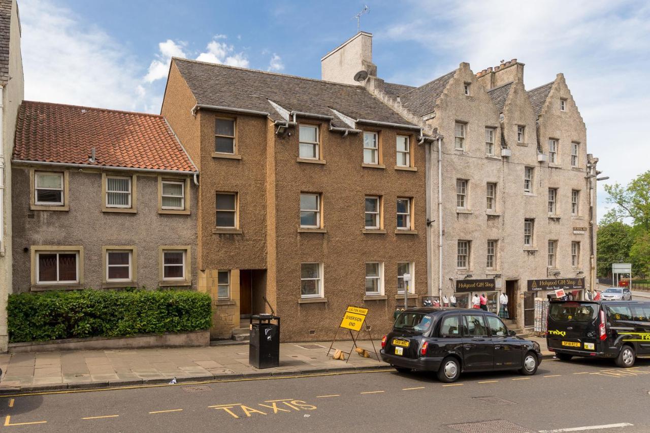 Stunning 1 Bed At Holyrood Palace & Arthurs Seat Edinburg Exteriör bild