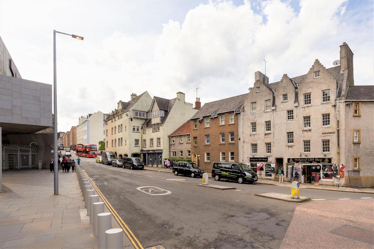 Stunning 1 Bed At Holyrood Palace & Arthurs Seat Edinburg Exteriör bild